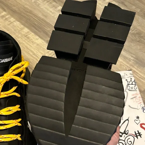 Dolce and Gabbana sneakers - Picture 11 of 16